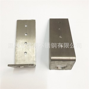 厂家直销 正宗304不锈钢扁钢 扁条加工定制 折弯冲孔焊接扁钢